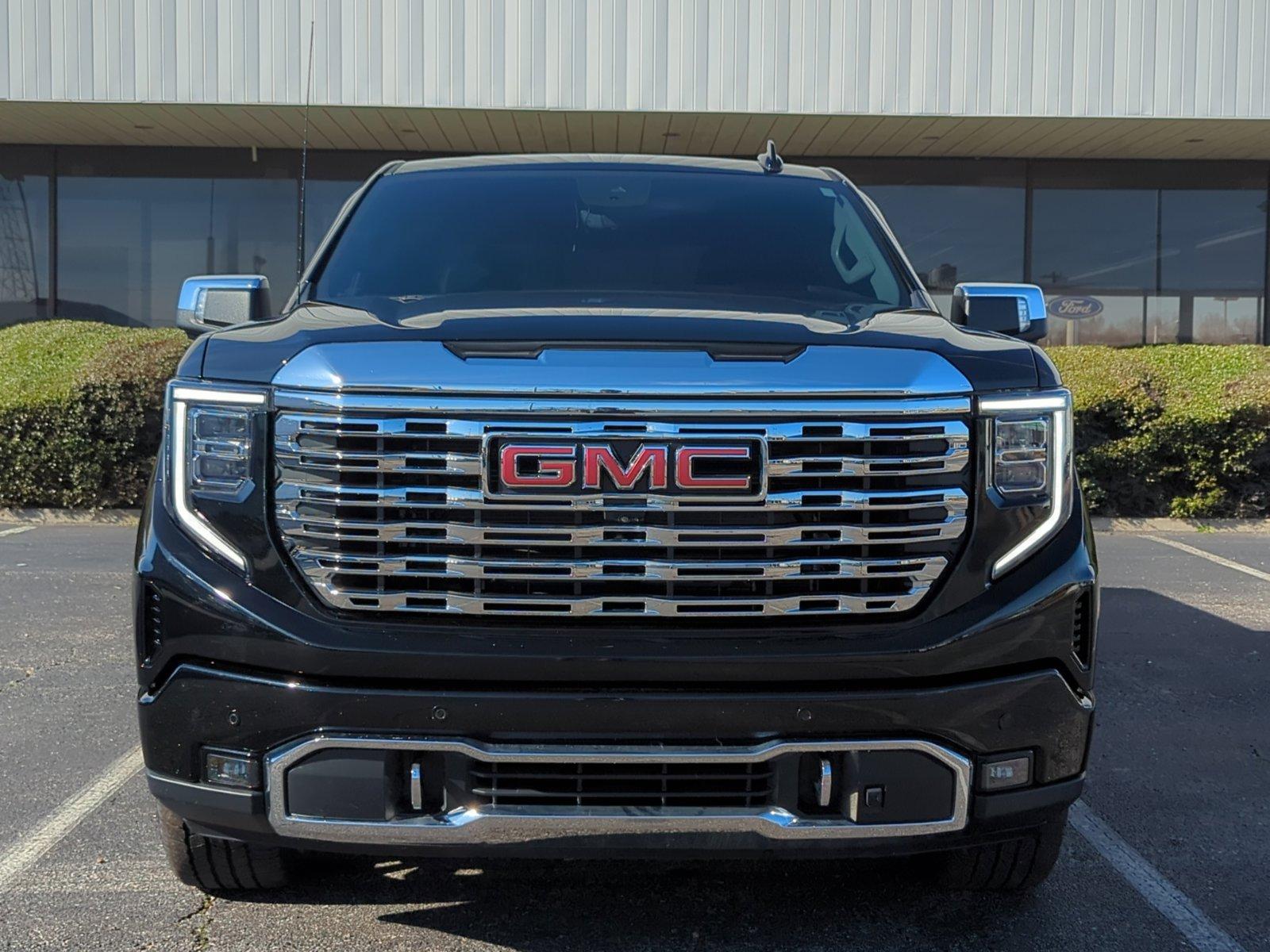 2023 GMC Sierra 1500 Vehicle Photo in MEMPHIS, TN 38115-1503