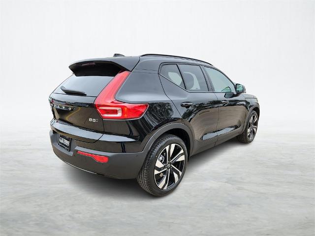 2024 Volvo XC40 Vehicle Photo in Houston, TX 77007