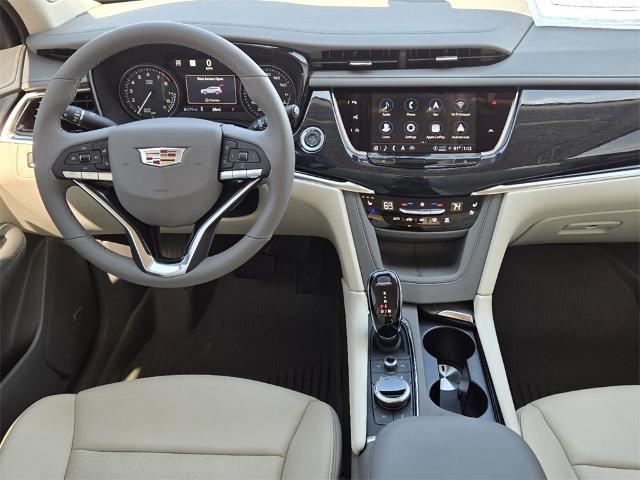 2025 Cadillac XT6 Vehicle Photo in Oklahoma City, OK 73114