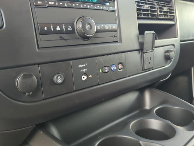 2025 GMC Savana Cargo 2500 Vehicle Photo in PASADENA, CA 91107-3803