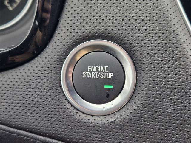 2025 Cadillac XT5 Vehicle Photo in Oklahoma City, OK 73114