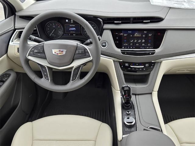 2025 Cadillac XT5 Vehicle Photo in Oklahoma City, OK 73114