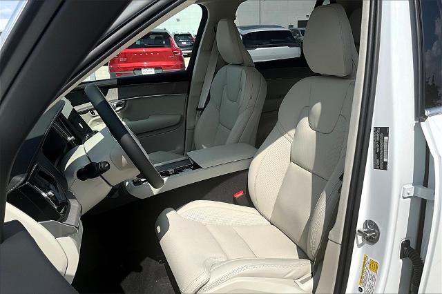 2025 Volvo XC90 Vehicle Photo in Grapevine, TX 76051
