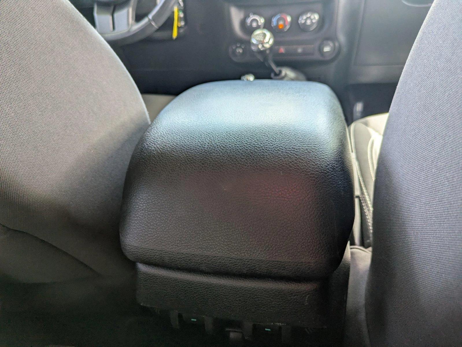 2017 Jeep Wrangler Unlimited Vehicle Photo in GREENACRES, FL 33463-3207