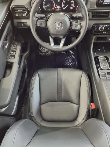 2025 Honda Pilot Vehicle Photo in Oshkosh, WI 54904