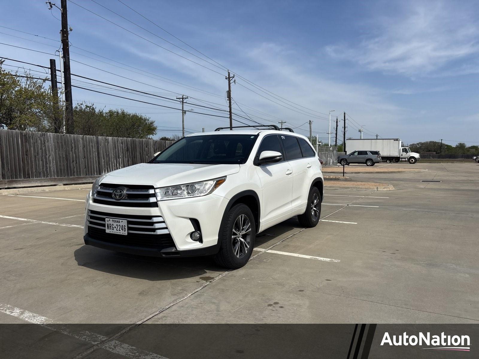 2017 Toyota Highlander Vehicle Photo in Corpus Christi, TX 78415