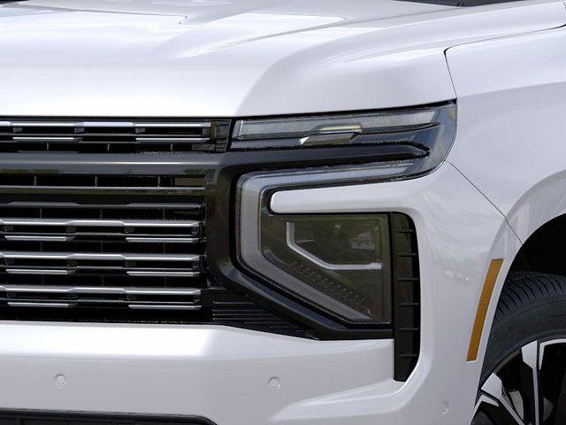 2025 Chevrolet Suburban Vehicle Photo in DANBURY, CT 06810-5034