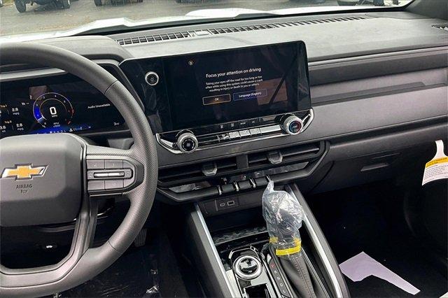 2025 Chevrolet Colorado Vehicle Photo in TOPEKA, KS 66609-0000