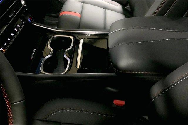 2025 Chevrolet Traverse Vehicle Photo in KANSAS CITY, MO 64114-4502