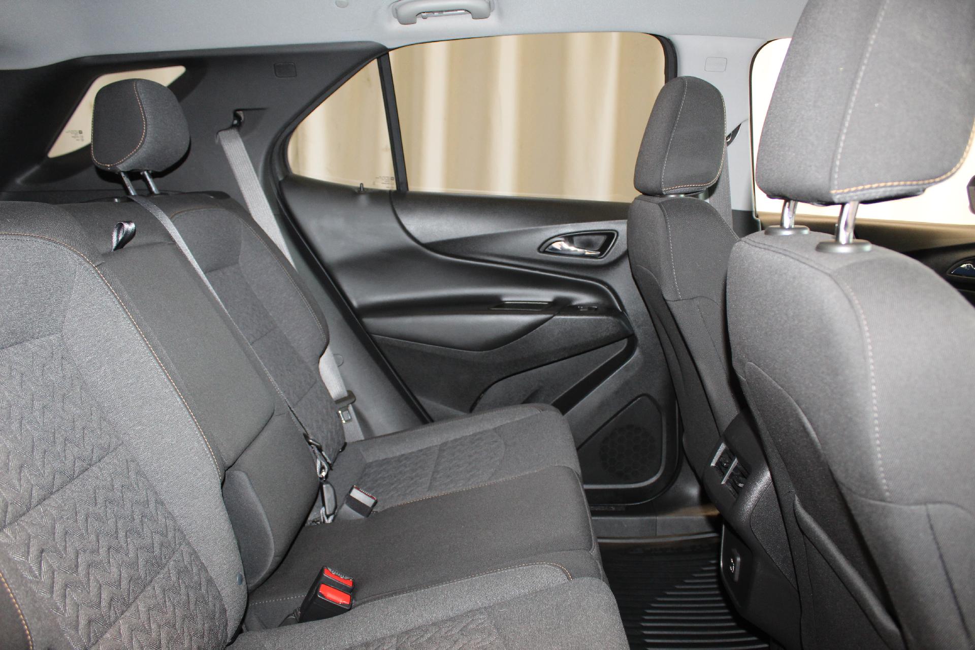 2022 Chevrolet Equinox Vehicle Photo in NORTHAMPTON, MA 01060-1120