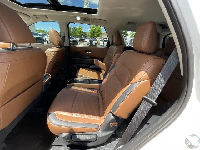 2022 Nissan Pathfinder Vehicle Photo in BENTONVILLE, AR 72712-4322