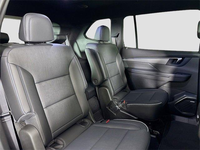 2025 Buick Enclave Vehicle Photo in PUYALLUP, WA 98371-4149
