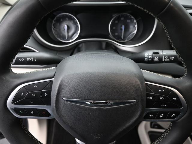 2023 Chrysler Pacifica Vehicle Photo in Cedar Rapids, IA 52402