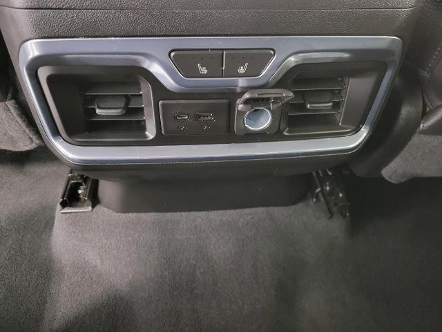 2022 GMC Sierra 2500 HD Vehicle Photo in APPLETON, WI 54914-4656