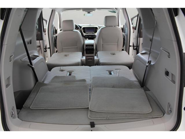 2017 GMC Acadia Vehicle Photo in Green Bay, WI 54304