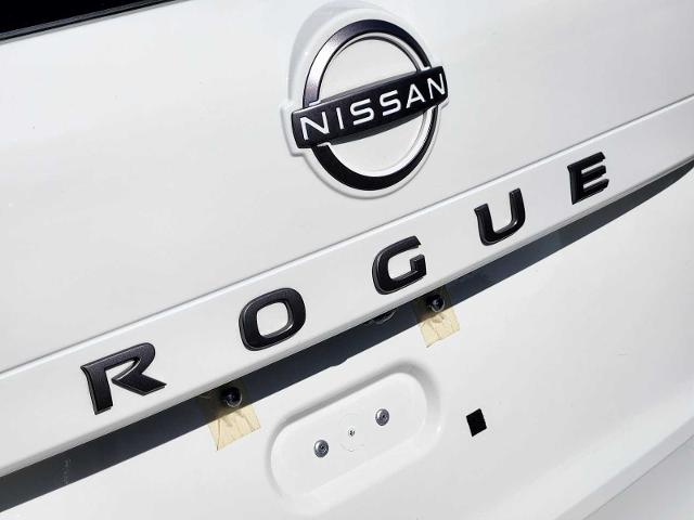 2024 Nissan Rogue Vehicle Photo in DENTON, TX 76210-9321