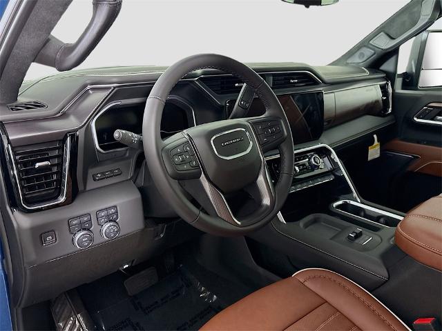 2025 GMC Sierra 2500 HD Vehicle Photo in PUYALLUP, WA 98371-4149