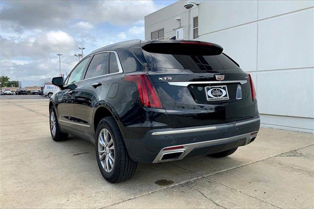 2022 Cadillac XT5 Vehicle Photo in TOPEKA, KS 66609-0000