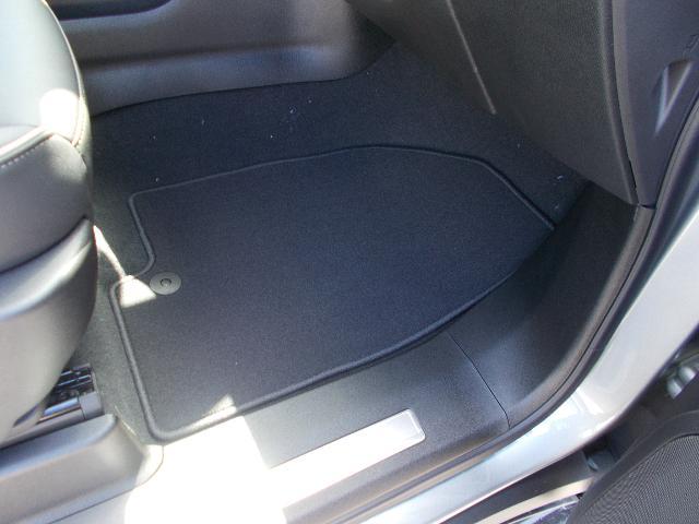 2025 GMC Yukon XL Vehicle Photo in LOWELL, MA 01852-4336