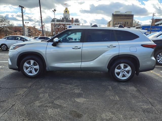 2023 Toyota HIGHLANDER Vehicle Photo in INDIANA, PA 15701-1897