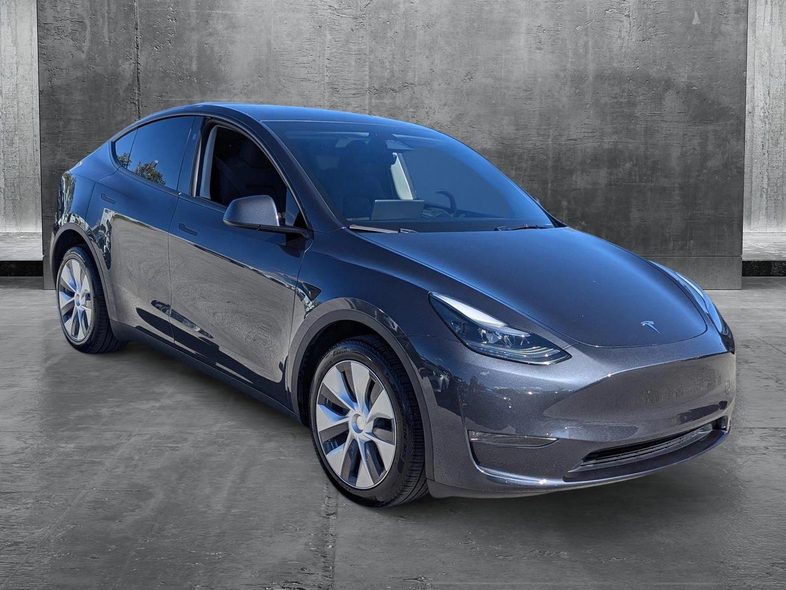 2024 Tesla Model Y Vehicle Photo in Delray Beach, FL 33444