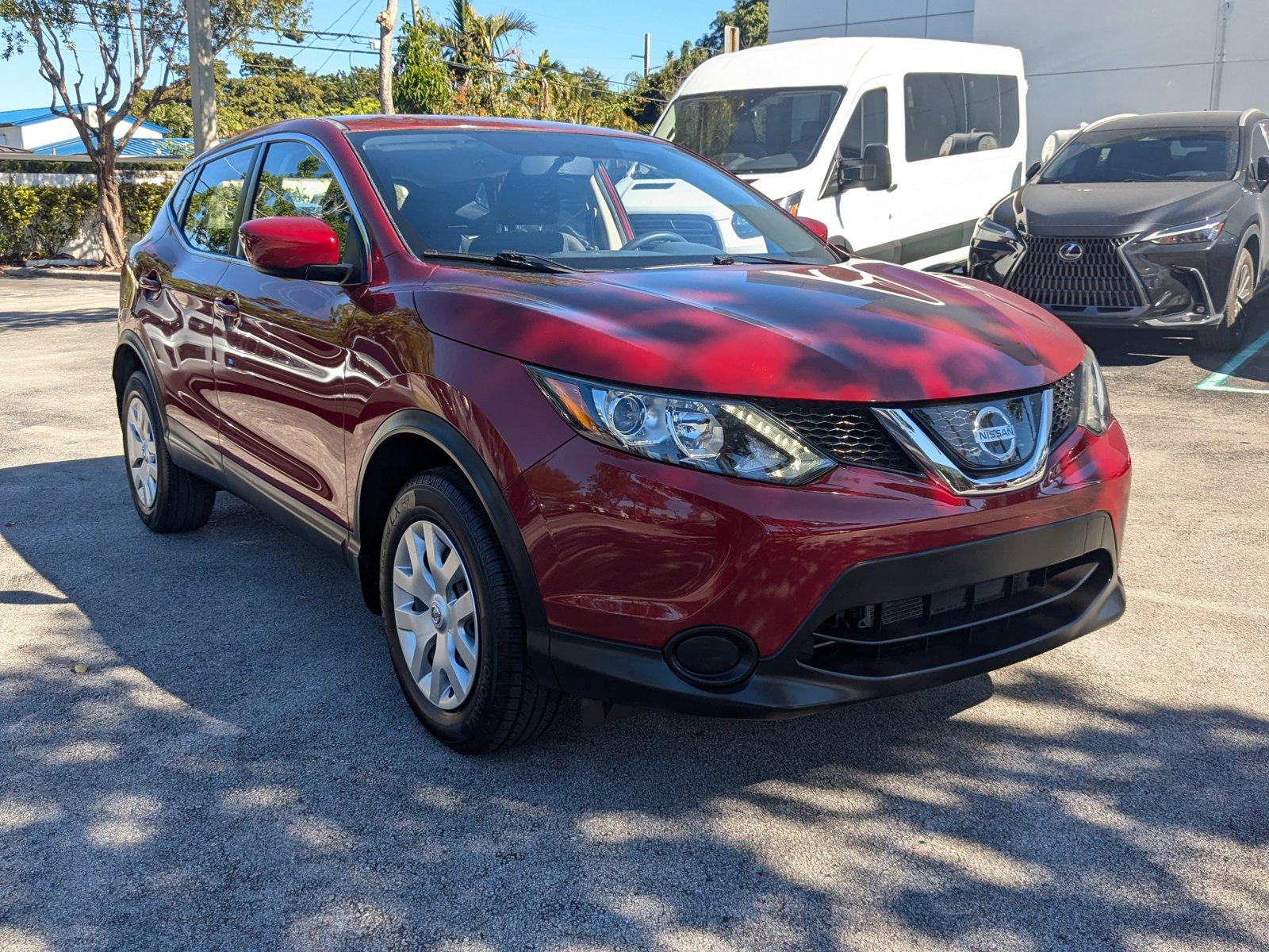 2019 Nissan Rogue Sport Vehicle Photo in Miami, FL 33135