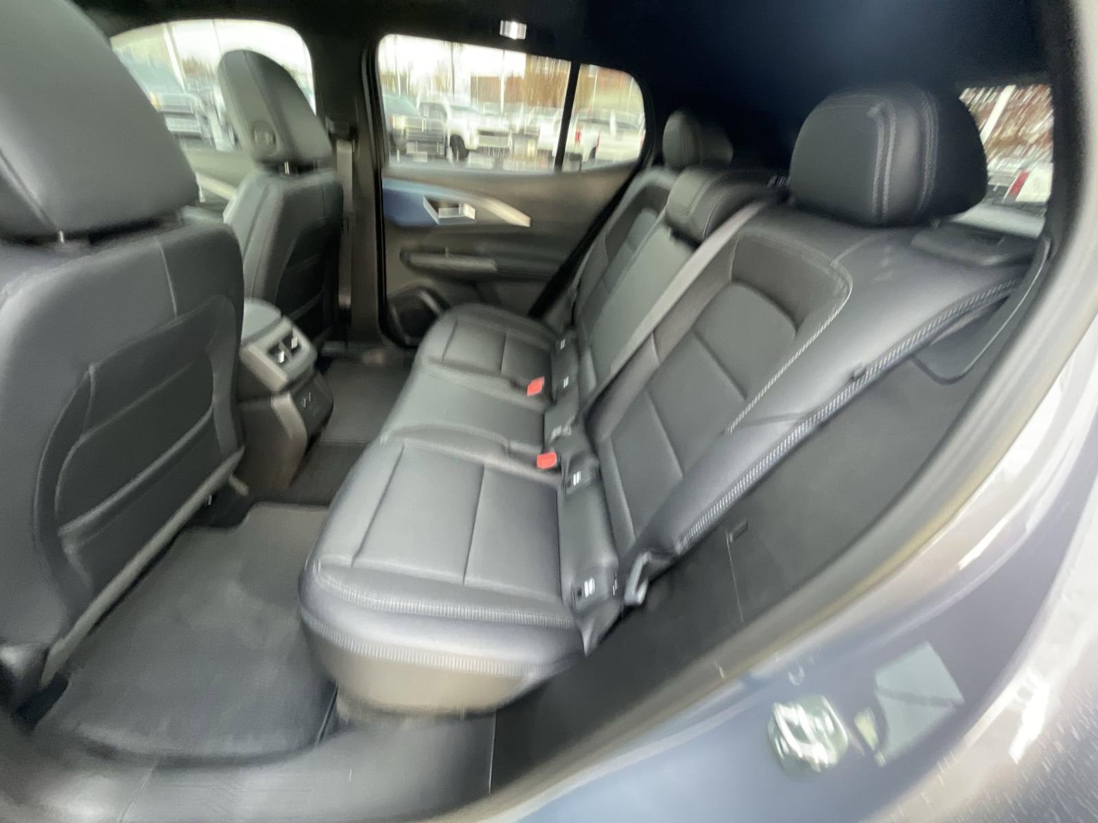 2025 Chevrolet Equinox EV Vehicle Photo in BENTONVILLE, AR 72712-4322