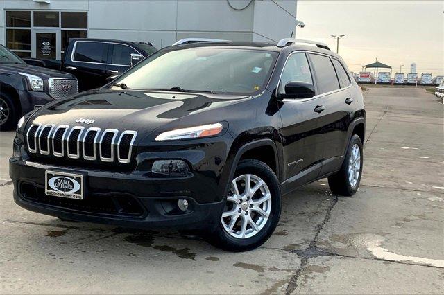 2015 Jeep Cherokee Vehicle Photo in TOPEKA, KS 66609-0000