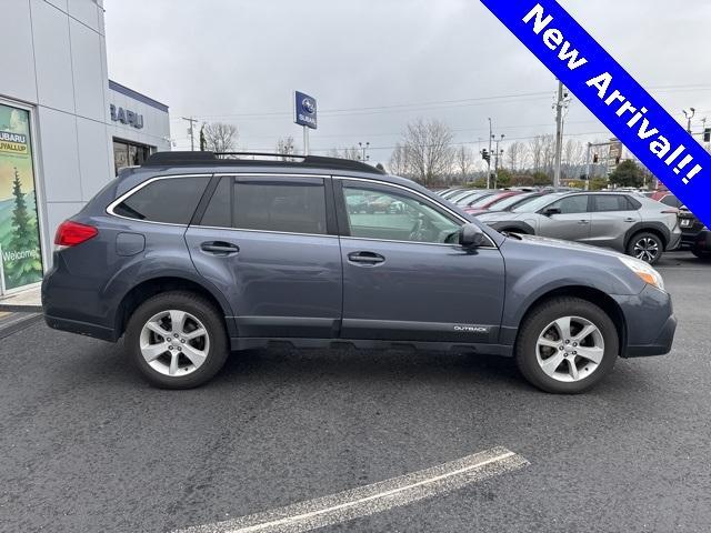 2014 Subaru Outback Vehicle Photo in Puyallup, WA 98371