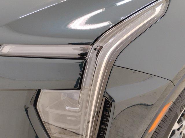 2024 Cadillac XT4 Vehicle Photo in PINEVILLE, NC 28134-8495