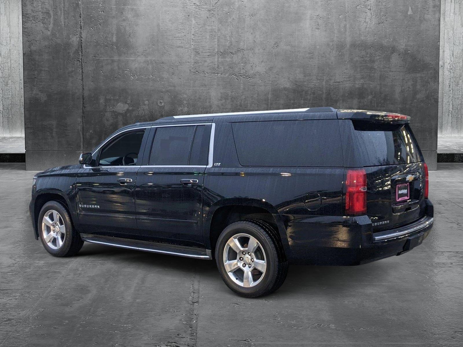 2016 Chevrolet Suburban Vehicle Photo in PEMBROKE PINES, FL 33024-6534