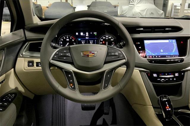 2025 Cadillac XT5 Vehicle Photo in KANSAS CITY, MO 64114-4545