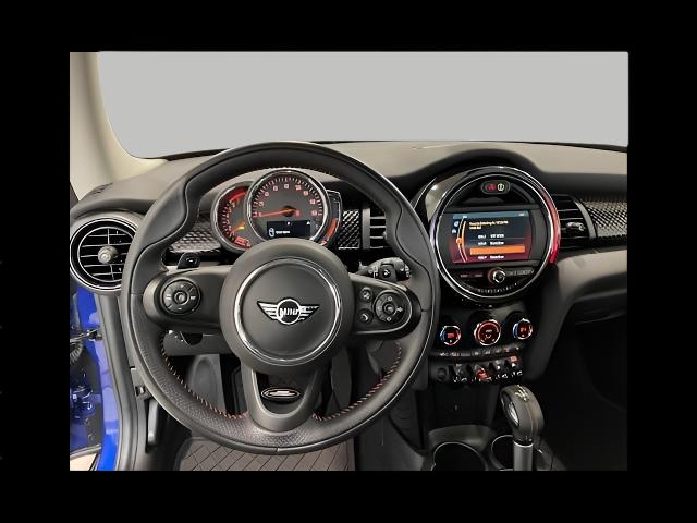 2019 MINI Cooper S Hardtop Signature Vehicle Photo in Appleton, WI 54913