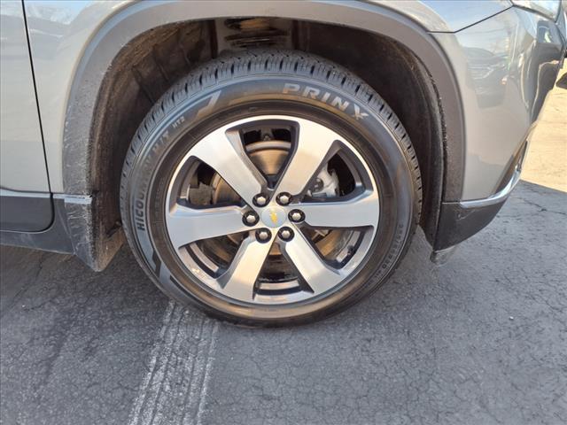 2021 Chevrolet Traverse Vehicle Photo in TARENTUM, PA 15084-1435