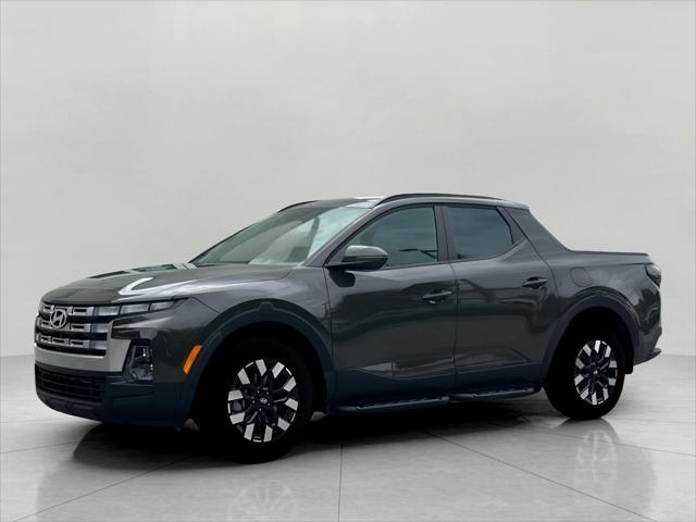 2025 Hyundai SANTA CRUZ Vehicle Photo in Green Bay, WI 54304