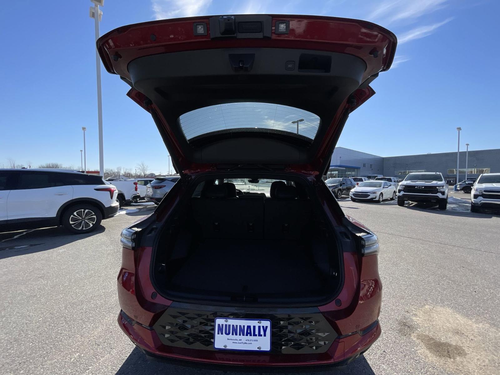 2025 Chevrolet Equinox EV Vehicle Photo in BENTONVILLE, AR 72712-4322