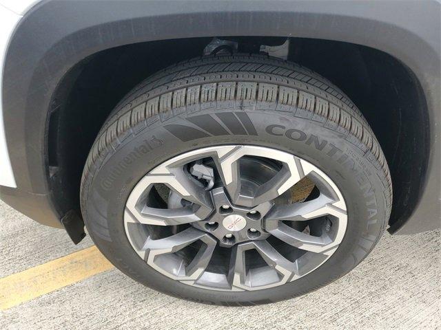 2025 GMC Terrain Vehicle Photo in SUNRISE, FL 33323-3202