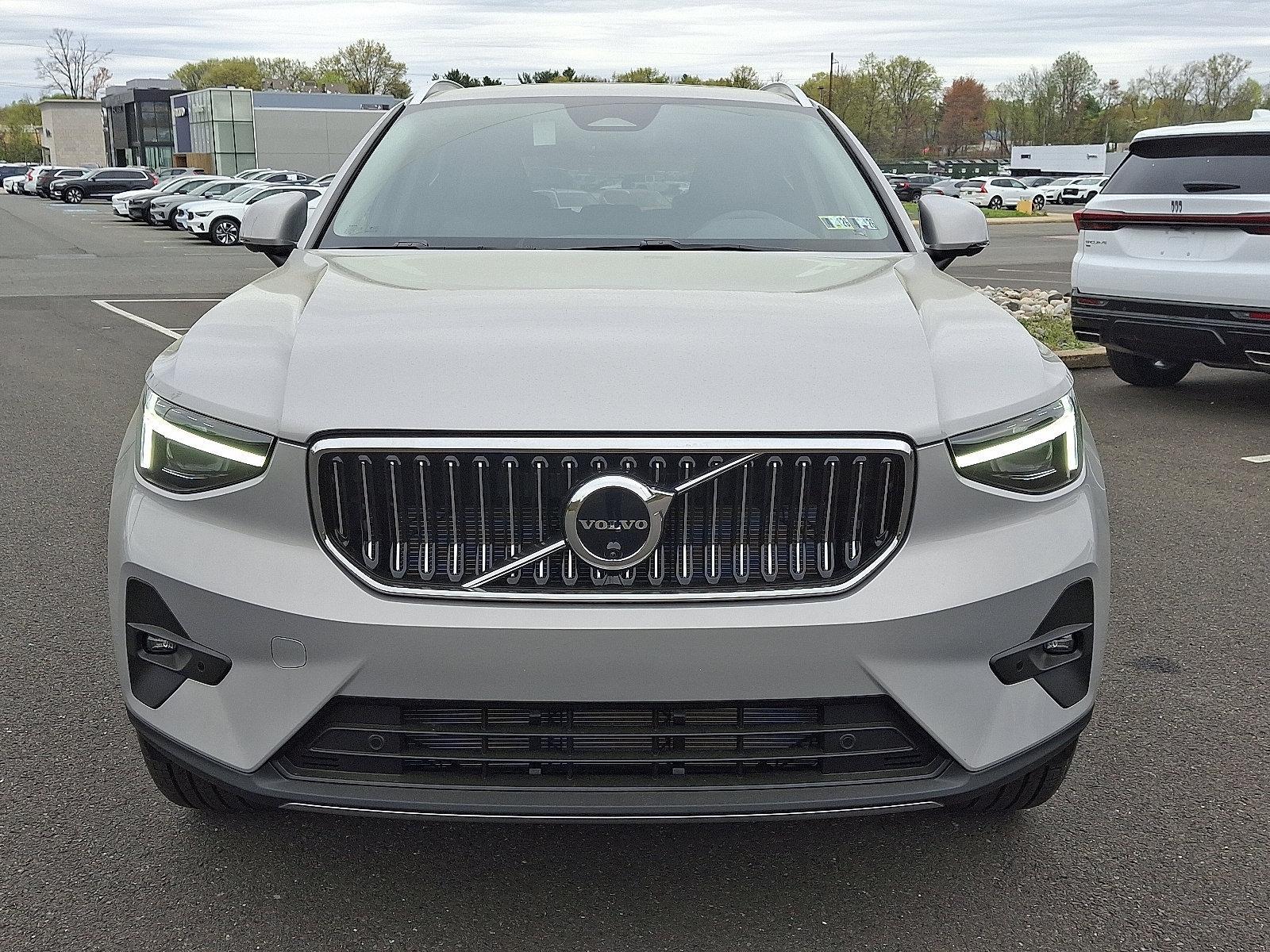 2025 Volvo XC40 Vehicle Photo in Trevose, PA 19053