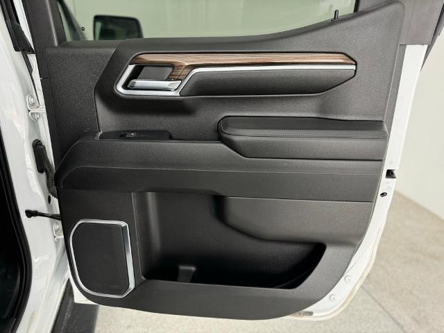 2023 Chevrolet Silverado 1500 Vehicle Photo in Grapevine, TX 76051