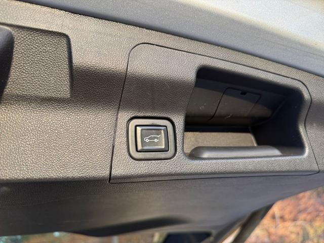 2020 GMC Acadia Vehicle Photo in Statesboro, GA 30458