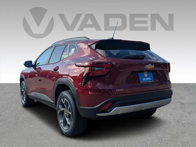 2025 Chevrolet Trax Vehicle Photo in BRUNSWICK, GA 31525-1881