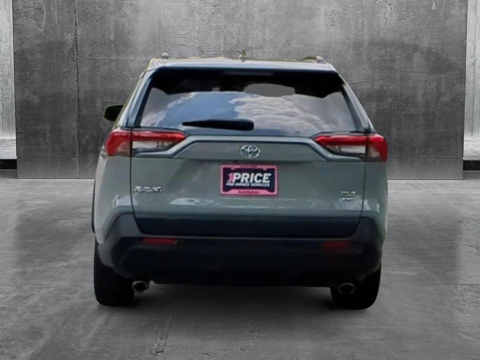 2020 Toyota RAV4 Vehicle Photo in West Palm Beach, FL 33417