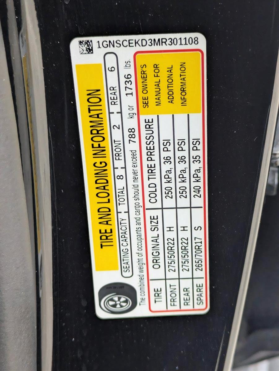 2021 Chevrolet Suburban Vehicle Photo in GREENACRES, FL 33463-3207
