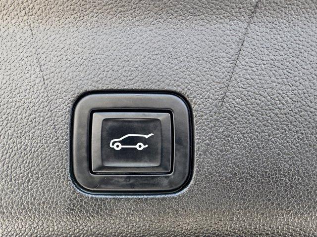 2022 GMC Yukon Vehicle Photo in LEOMINSTER, MA 01453-2952