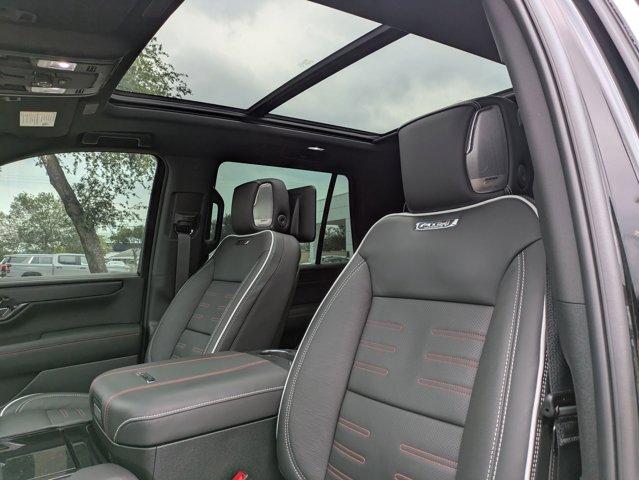 2025 GMC Yukon Vehicle Photo in SELMA, TX 78154-1459