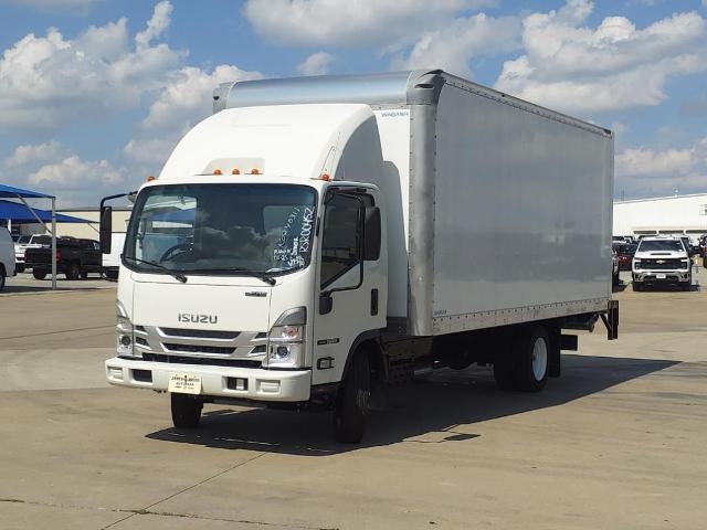 2024 Isuzu 4500 Vehicle Photo in Denton, TX 76205