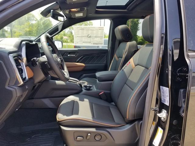 2025 GMC Canyon Vehicle Photo in ELYRIA, OH 44035-6349