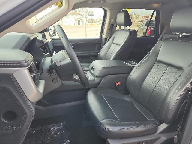 2024 Ford Expedition Vehicle Photo in HAYS, KS 67601-1994