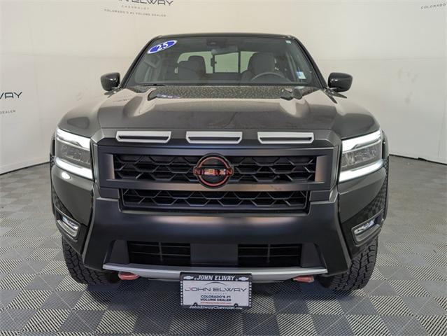 2025 Nissan Frontier Vehicle Photo in ENGLEWOOD, CO 80113-6708