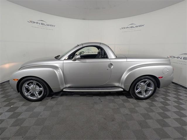 2005 Chevrolet SSR Vehicle Photo in ENGLEWOOD, CO 80113-6708